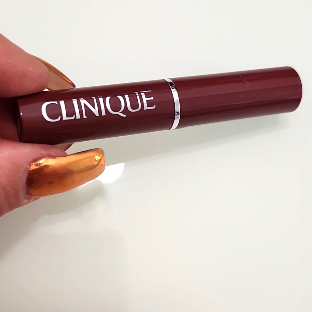 NIB Tanning/Lip Bundle - Picture 12 of 15